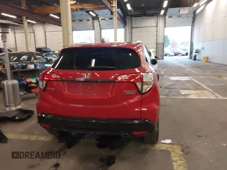 2022 Honda HR-V Sport with VIN 3CZRU6H13NM741124, listed as a IAAI auction lot 41025384 with 39,854 mi miles. Bid and sale history available at carsss.com. Image 17.