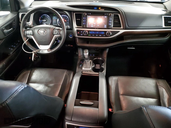 2014 Toyota Highlander Limited with VIN 5TDDCRFH3ES005028, listed as a Copart auction lot 51799655 with 196,537 mi miles and Salvage title. Bid and sale history available at DreamBid. Image 8.