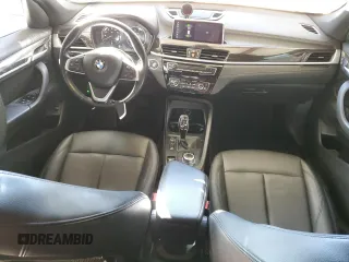 2022 BMW X1 xDrive28i with VIN WBXJG9C04N5U60890, listed as a Copart auction lot 41791835 with 89,302 mi miles and Non repairable. Bid and sale history available at DreamBid. Image 8.
