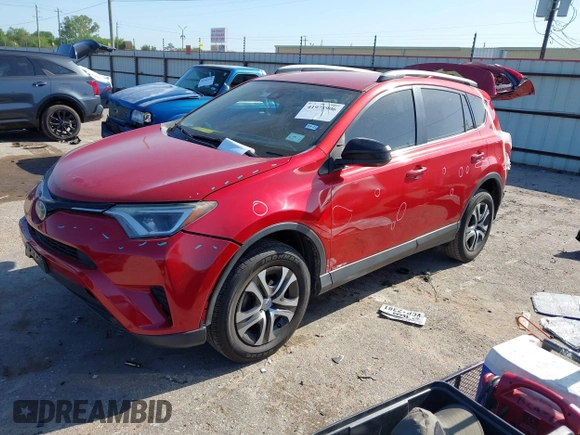 2017 Toyota RAV4 LE z VIN JTMZFREV8HJ118589, wystawiony jako IAAI lot #41975906 z przebiegiem 77 934 mil mil oraz . Historia ofert i sprzedaży dostępna na DreamBid. Obrazek 18.