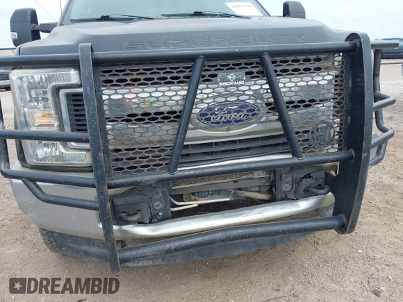 2017 Ford Super Duty F-250 SRW Lariat with VIN 1FT7W2BT0HEF27194, listed as a IAAI auction lot 42061350 with 206,679 mi miles. Bid and sale history available at carsss.com. Image 6.