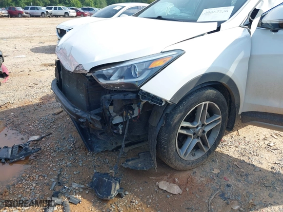 2017 Hyundai Santa Fe Limited Ultimate with VIN KM8SRDHF0HU212900, listed as a IAAI auction lot 39857730 with 86,682 mi miles. Bid and sale history available at carsss.com. Image 6.