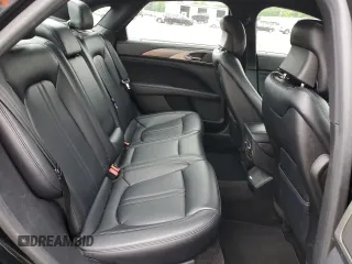 2018 Lincoln MKZ Hybrid Premiere z VIN 3LN6L5KU5JR618555, wystawiony jako Copart lot #56210985 z przebiegiem 136 148 mil mil oraz Szkoda całkowita • Salvage title. Historia ofert i sprzedaży dostępna na DreamBid. Obrazek 10.