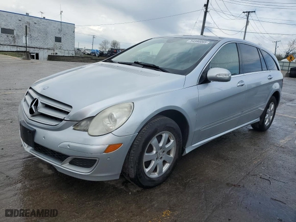 2007 Mercedes-Benz R-Class 3.5L with VIN 4JGCB65E27A051675, listed as a Copart auction lot 54390065 with 129,136 mi miles and Clean Title. Bid and sale history available at carsss.com. Image 1.