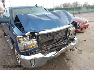 2017 Chevrolet Silverado 1500 LT with VIN 1GCVKREH9HZ137190, listed as a IAAI auction lot 41123725 with 85,959 mi miles. Bid and sale history available at carsss.com. Image 6.