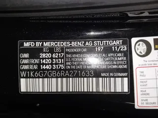 2024 Mercedes-Benz S 580 z VIN W1K6G7GB6RA271633, wystawiony jako IAAI lot #41995653 z przebiegiem 11 908 mil mil oraz . Historia ofert i sprzedaży dostępna na DreamBid. Obrazek 9.