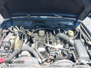 2001 Jeep Cherokee Sport z VIN 1J4FF48S71L572604, wystawiony jako IAAI lot #42817599 z przebiegiem 212 774 mil mil oraz . Historia ofert i sprzedaży dostępna na DreamBid. Obrazek 10.