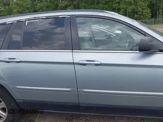 2005 Chrysler Pacifica Touring with VIN 2C4GM68495R663934, listed as a IAAI auction lot 42122031 with 195,169 mi miles and . Bid and sale history available at DreamBid. Image 12.