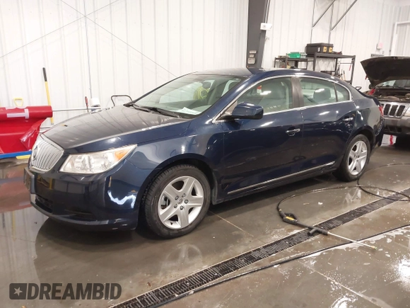 2011 Buick LaCrosse CX with VIN 1G4GA5EC0BF368072, listed as a IAAI auction lot 41395506 with 85,197 mi miles. Bid and sale history available at carsss.com. Image 17.