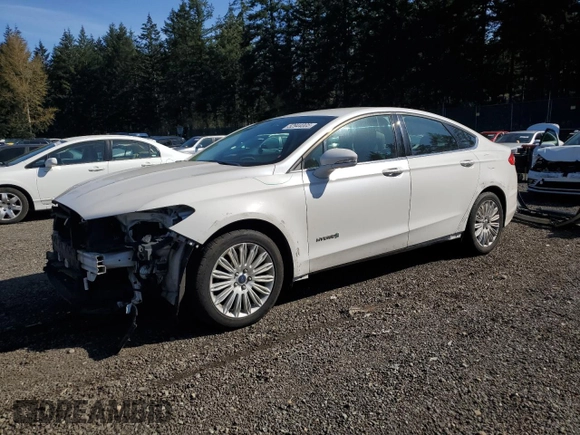 2016 Ford Fusion SE Hybrid with VIN 3FA6P0LUXGR188594, listed as a Copart auction lot 52944005 with 111,724 mi miles and Salvage Title. Bid and sale history available at carsss.com. Image 1.