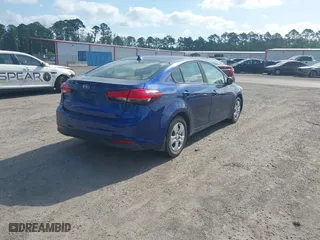 2018 Kia Forte LX with VIN 3KPFK4A71JE226693, listed as a IAAI auction lot 42094700 with 140,906 mi miles. Bid and sale history available at carsss.com. Image 4.