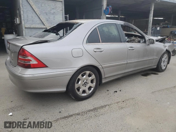2006 Mercedes-Benz C 280 Luxury with VIN WDBRF54H16A853401, listed as a Copart auction lot 81607144 with Not Provided miles and Non Repairable. Bid and sale history available at DreamBid. Image 3.