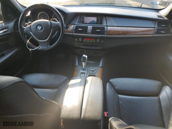 2012 BMW X6 50i with VIN 5UXFG8C56CLZ97342, listed as a Copart auction lot 70263414 with 114,021 mi miles and Clean Title. Bid and sale history available at carsss.com. Image 8.