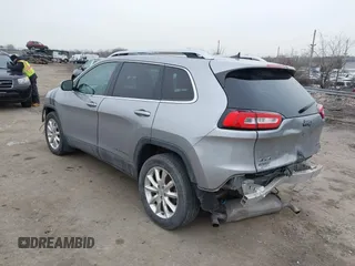 2017 Jeep Cherokee Limited with VIN 1C4PJMDS4HW597175, listed as a IAAI auction lot 41525358 with 87,227 mi miles. Bid and sale history available at carsss.com. Image 3.