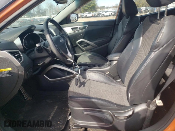 2013 Hyundai Veloster RE:MIX with VIN KMHTC6AD6DU156272, listed as a Copart auction lot 48770025 with 101,729 mi miles and Salvage title. Bid and sale history available at DreamBid. Image 7.