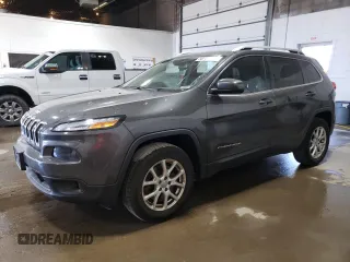 2015 Jeep Cherokee Latitude z VIN 1C4PJMCB5FW545018, wystawiony jako Copart lot #56782285 z przebiegiem 127 373 mil mil oraz Czysty tytuł • Clean title. Historia ofert i sprzedaży dostępna na DreamBid. Obrazek 1.