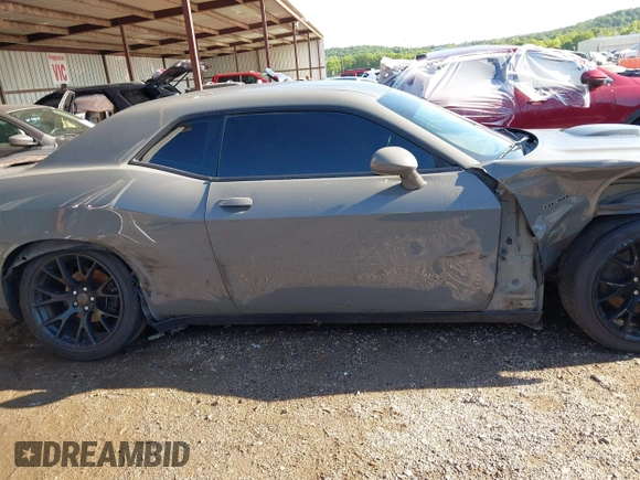 2017 Dodge Challenger R/T with VIN 2C3CDZBT5HH514631, listed as a IAAI auction lot 42379274 with 90,894 mi miles and . Bid and sale history available at DreamBid. Image 13.