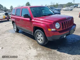 2017 Jeep Patriot Sport with VIN 1C4NJPBA4HD169654, listed as a IAAI auction lot 41757079 with 92,917 mi miles. Bid and sale history available at carsss.com. Image 1.