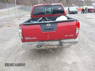2015 Nissan Frontier SV with VIN 1N6AD0EV7FN733510, listed as a IAAI auction lot 41716269 with 197,125 mi miles and . Bid and sale history available at DreamBid. Image 15.