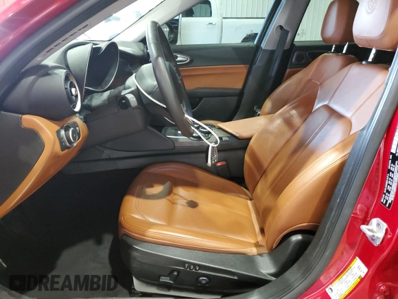 2019 Alfa Romeo Giulia Ti с VIN ZARFANBN8K7611701, выставлен на аукционе Copart как лот 65389955 с пробегом 49 584 миль миль и Списание • Salvage title. История ставок и продаж доступна на DreamBid. Изображение 7.