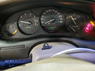 1998 Buick Regal LS z VIN 2G4WB52K3W1555274, wystawiony jako Copart lot #54548375 z przebiegiem 161 322 mil mil oraz Szkoda całkowita • Salvage title. Historia ofert i sprzedaży dostępna na DreamBid. Obrazek 9.