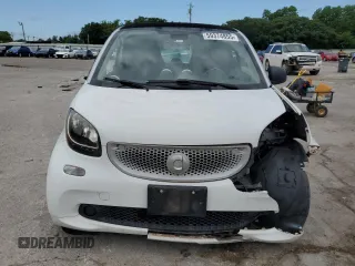 2016 Smart fortwo Passion with VIN WMEFJ5DAXGK084125, listed as a Copart auction lot 59374855 with 63,826 mi miles and Salvage title. Bid and sale history available at DreamBid. Image 5.