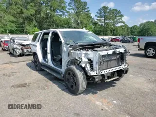 2021 Chevrolet Tahoe Commercial z VIN 1GNSCLED3MR458377, wystawiony jako Copart lot #57302405 z przebiegiem 26 846 mil mil oraz Szkoda całkowita • Salvage title. Historia ofert i sprzedaży dostępna na DreamBid. Obrazek 14.
