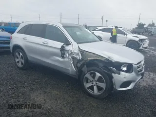 2016 Mercedes-Benz GLC with VIN WDC0G4KB8GF101046, listed as a IAAI auction lot 41846955 with 77,859 mi miles. Bid and sale history available at carsss.com. Image 1.