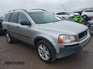 2004 Volvo XC90 with VIN YV1CZ91H141118161, listed as a IAAI auction lot 41137353 with 155,950 mi miles. Bid and sale history available at carsss.com. Image 1.