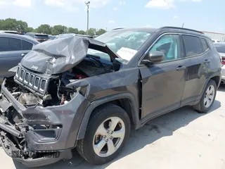 2021 Jeep Compass Latitude with VIN 3C4NJCBBXMT563858, listed as a IAAI auction lot 42327326 with Not provided miles and . Bid and sale history available at DreamBid. Image 18.