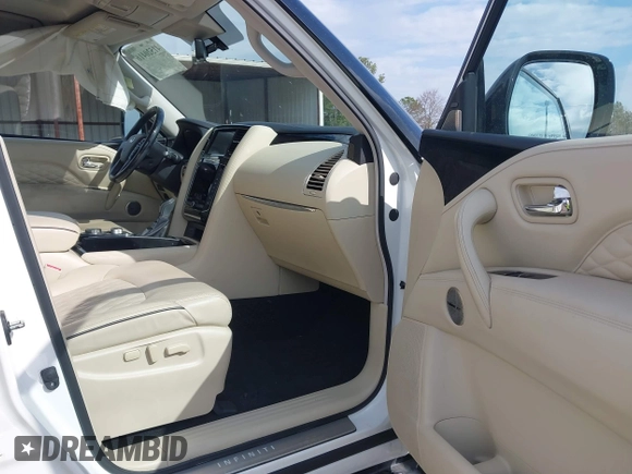 2020 Infiniti QX80 LUXE with VIN JN8AZ2NE6L9251314, listed as a IAAI auction lot 41520416 with 97,252 mi miles. Bid and sale history available at carsss.com. Image 5.