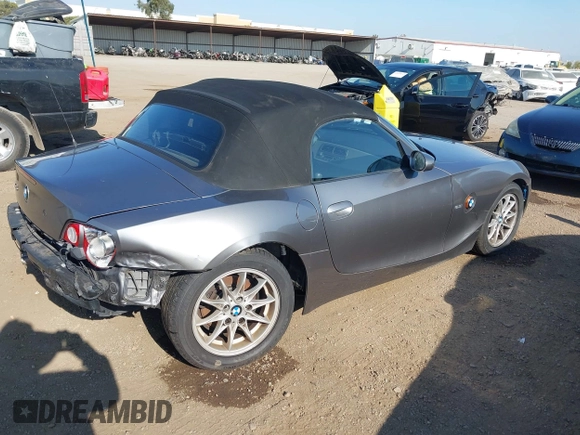 2004 BMW Z4 2.5i with VIN 4USBT33504LS50684, listed as a IAAI auction lot 42620116 with 119,707 mi miles and . Bid and sale history available at DreamBid. Image 4.