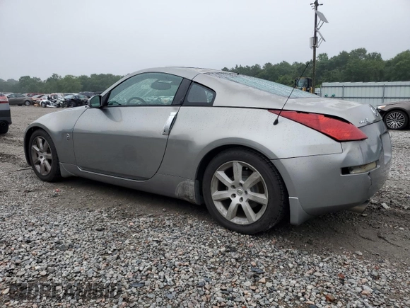 2003 Nissan 350Z Performance z VIN JN1AZ34D33T106988, wystawiony jako Copart lot #57933985 z przebiegiem 203 959 mil mil oraz Szkoda całkowita • Salvage title. Historia ofert i sprzedaży dostępna na DreamBid. Obrazek 2.