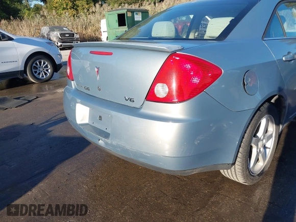 2007 Pontiac G6 with VIN 1G2ZG58N074201257, listed as a IAAI auction lot 40638323 with 227,144 mi miles. Bid and sale history available at carsss.com. Image 17.