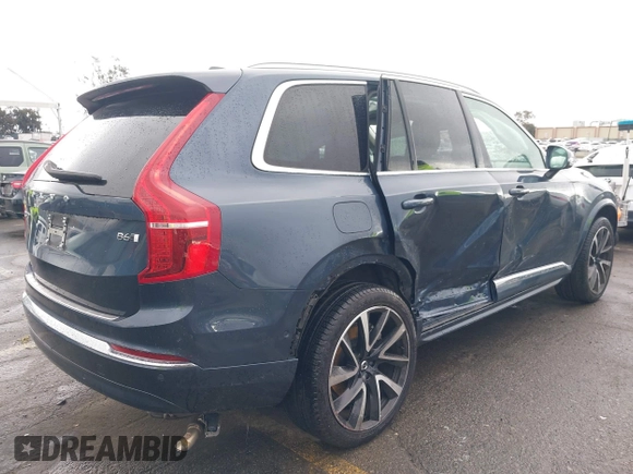 2023 Volvo XC90 Plus with VIN YV4062PN7P1958324, listed as a IAAI auction lot 41817230 with 9,094 mi miles. Bid and sale history available at carsss.com. Image 4.