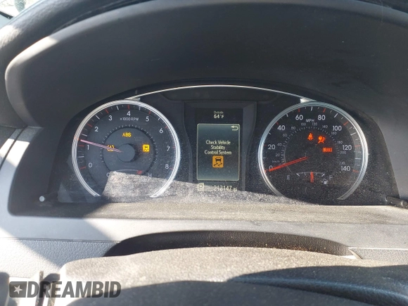 2017 Toyota Camry XLE with VIN 4T1BF1FK4HU791073, listed as a IAAI auction lot 42251850 with 212,147 mi miles and . Bid and sale history available at DreamBid. Image 7.