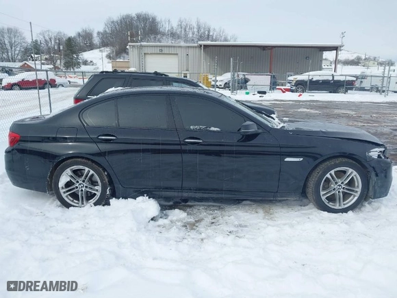 2016 BMW 5 Series 528i xDrive with VIN WBA5A7C58GG644203, listed as a IAAI auction lot 41227923 with 67,095 mi miles. Bid and sale history available at carsss.com. Image 14.