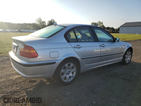 2005 BMW 3 Series 325xi with VIN WBAEU33455PR17313, listed as a Copart auction lot 70640414 with 96,150 mi miles and Salvage Title. Bid and sale history available at carsss.com. Image 3.