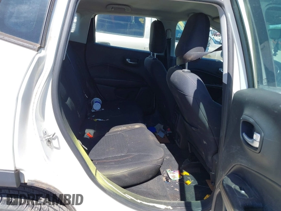 2018 Jeep Compass Sport with VIN 3C4NJCAB3JT263298, listed as a IAAI auction lot 42218194 with 104,604 mi miles and . Bid and sale history available at DreamBid. Image 8.