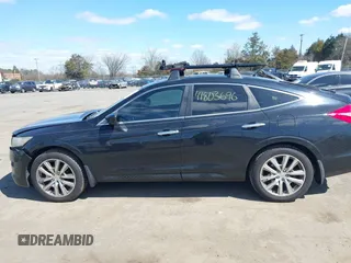 2012 Honda Crosstour EX-L z VIN 5J6TF2H56CL004462, wystawiony jako IAAI lot #41803696 z przebiegiem 335 712 mil mil oraz . Historia ofert i sprzedaży dostępna na DreamBid. Obrazek 14.