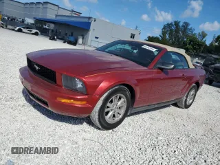 2006 Ford Mustang Standard with VIN 1ZVFT84N965217917, listed as a Copart auction lot 44262995 with 152,302 mi miles and Salvage Title. Bid and sale history available at carsss.com. Image 1.