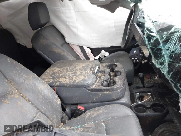 2017 Ram 2500 Tradesman with VIN 3C6UR5CJ1HG670938, listed as a IAAI auction lot 42002760 with 170,909 mi miles and . Bid and sale history available at DreamBid. Image 5.