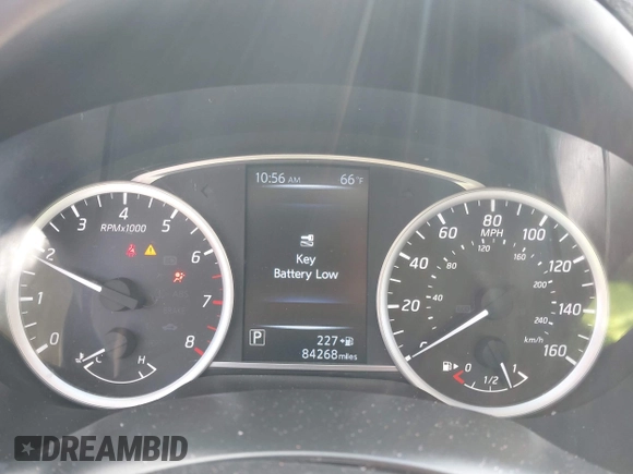 2017 Nissan Sentra SV z VIN 3N1AB7AP5HL642735, wystawiony jako IAAI lot #42321809 z przebiegiem 84 268 mil mil oraz . Historia ofert i sprzedaży dostępna na DreamBid. Obrazek 7.