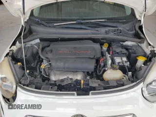 2016 FIAT 500X Lounge z VIN ZFBCFXDT2GP397059, wystawiony jako Copart lot #54349335 z przebiegiem 105 642 mil mil oraz Szkoda całkowita • Salvage title. Historia ofert i sprzedaży dostępna na DreamBid. Obrazek 11.