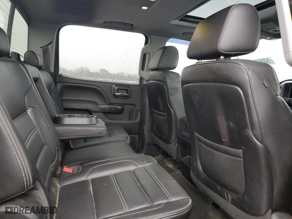 2015 GMC Sierra 3500HD Denali with VIN 1GT424E8XFF664569, listed as a Copart auction lot 50559725 with 178,919 mi miles and Salvage Title. Bid and sale history available at carsss.com. Image 10.