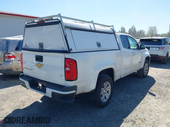 2020 Chevrolet Colorado 2WD LT with VIN 1GCHSCEN2L1141203, listed as a IAAI auction lot 42047089 with 98,358 mi miles. Bid and sale history available at carsss.com. Image 4.