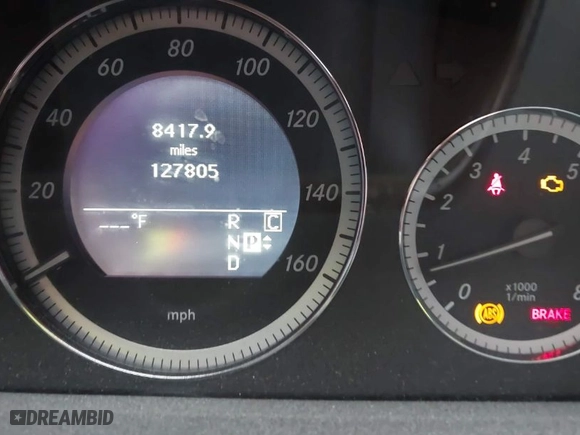 2010 Mercedes-Benz E-Class E 350 Luxury with VIN WDDHF8HBXAA074596, listed as a IAAI auction lot 41904543 with 127,805 mi miles. Bid and sale history available at carsss.com. Image 7.