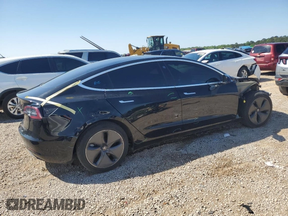 2019 Tesla Model 3 Mid Range z VIN 5YJ3E1EA7KF484369, wystawiony jako Copart lot #51605785 z przebiegiem 101 452 mil mil oraz Nie do naprawy • Non repairable. Historia ofert i sprzedaży dostępna na DreamBid. Obrazek 3.