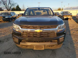 2021 Chevrolet Colorado 4WD Work Truck with VIN 1GCHTBEN5M1181798, listed as a Copart auction lot 82525004 with 38,705 mi miles and Salvage Title. Bid and sale history available at carsss.com. Image 5.