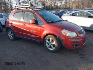 2008 Suzuki SX4 with VIN JS2YB417885103445, listed as a IAAI auction lot 41469317 with 999,999 mi miles. Bid and sale history available at carsss.com. Image 1.